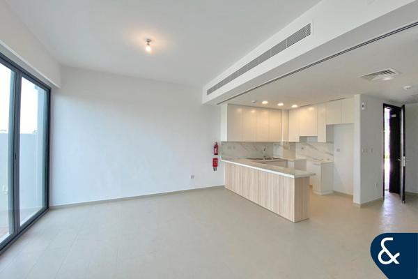 3 BEDROOM | SINGLE ROW | MIDDLE UNIT